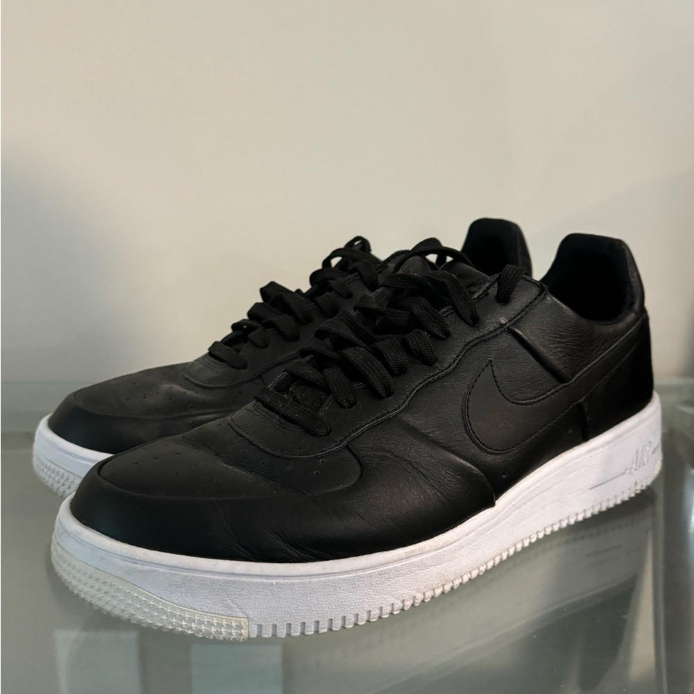 Nike Air Force 1 Men’s Shoes, size 13